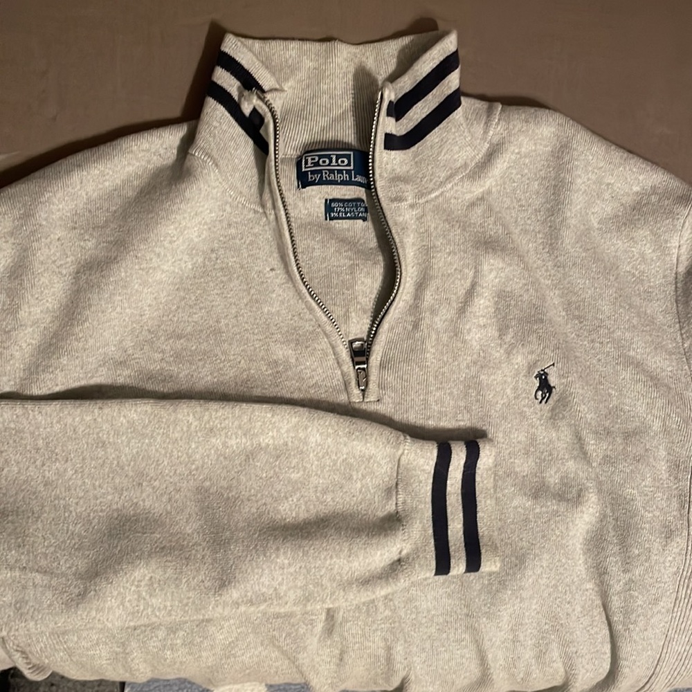 Large Quarter Zip Ralph Lauren Pull Over in Great Condition